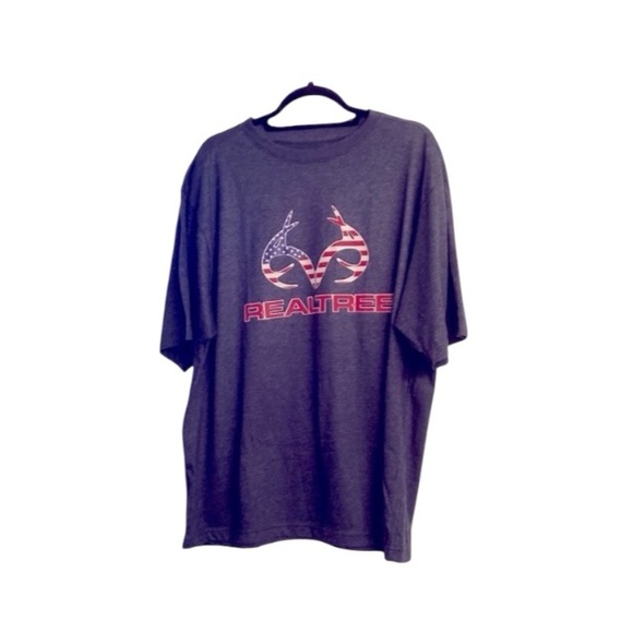 Realtree Graphic Tee - Picture 2 of 9